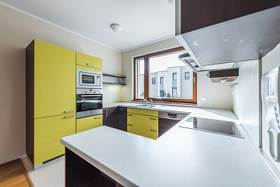 Chmelařská, Jinonice - Prague 5 | Rent, House Three-bedroom (4+kk), 206 m²