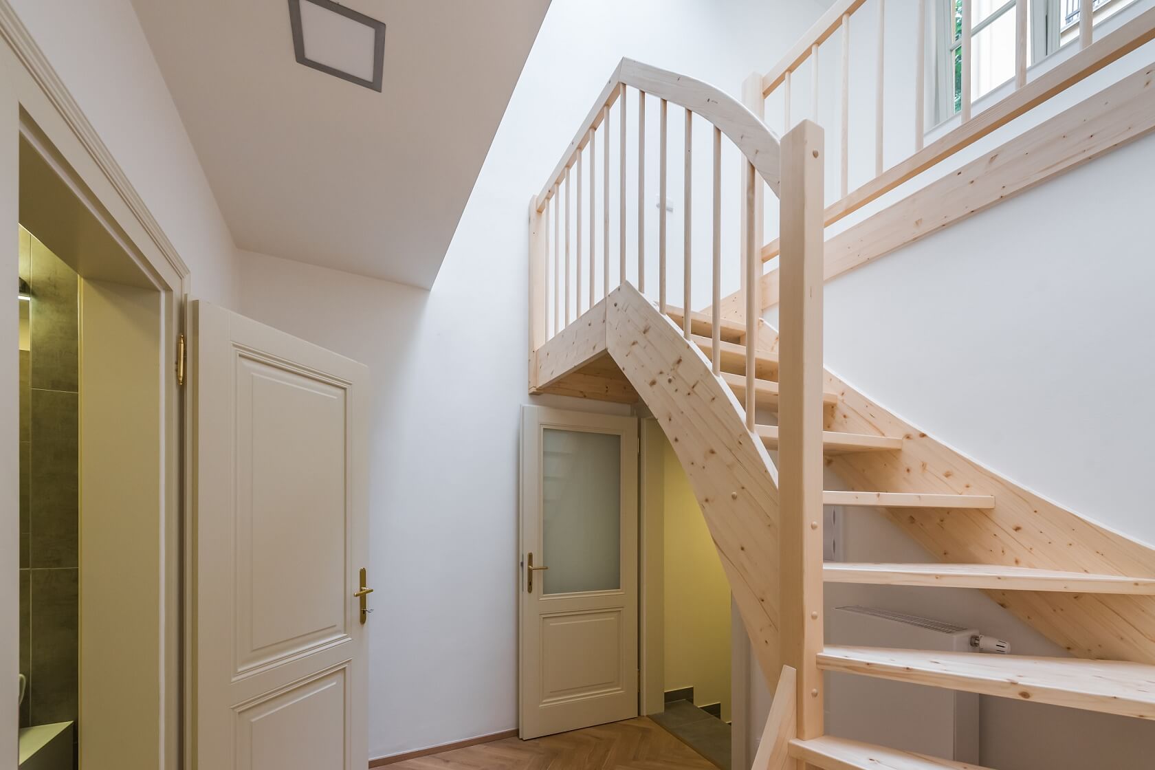 Myslíkova, Nové Město - Praha 2 | Pronájem, Byt 1+1, 46 m²