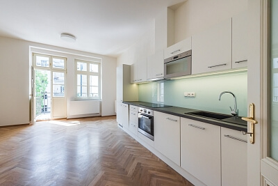 Myslíkova, Nové Město - Prague 2 | Rent, Apartment Studio (1+kk), 42 m²