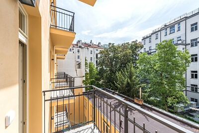 Myslíkova, Nové Město - Prague 2 | Rent, Apartment Studio (1+kk), 42 m²