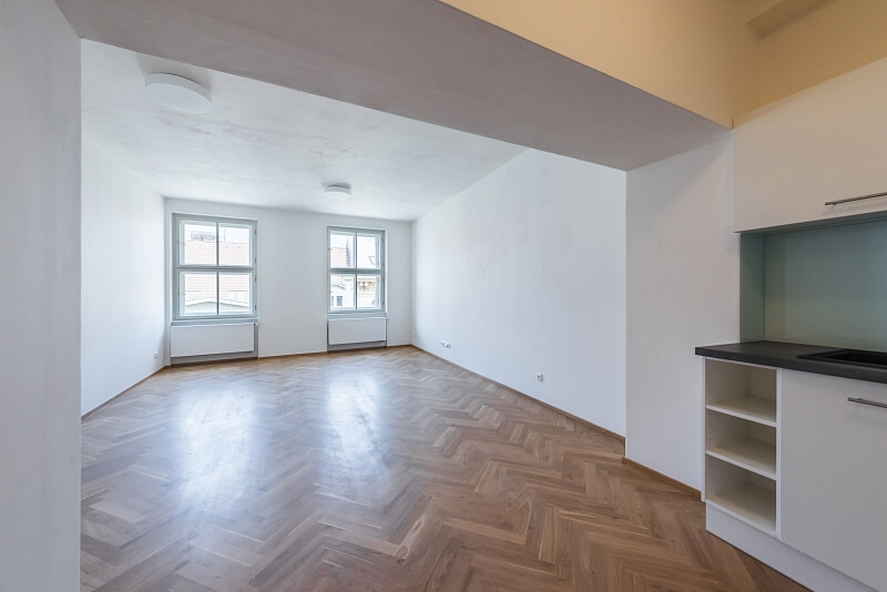 Myslíkova, Nové Město - Prague 2 | Rent, Apartment One-bedroom (2+kk), 82 m²