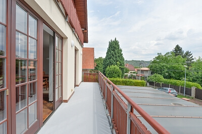 Libčice nad Vltavou, Libčice nad Vltavou - Praha-západ | Rent, House Five-bedroom (6+kk), 274 m²