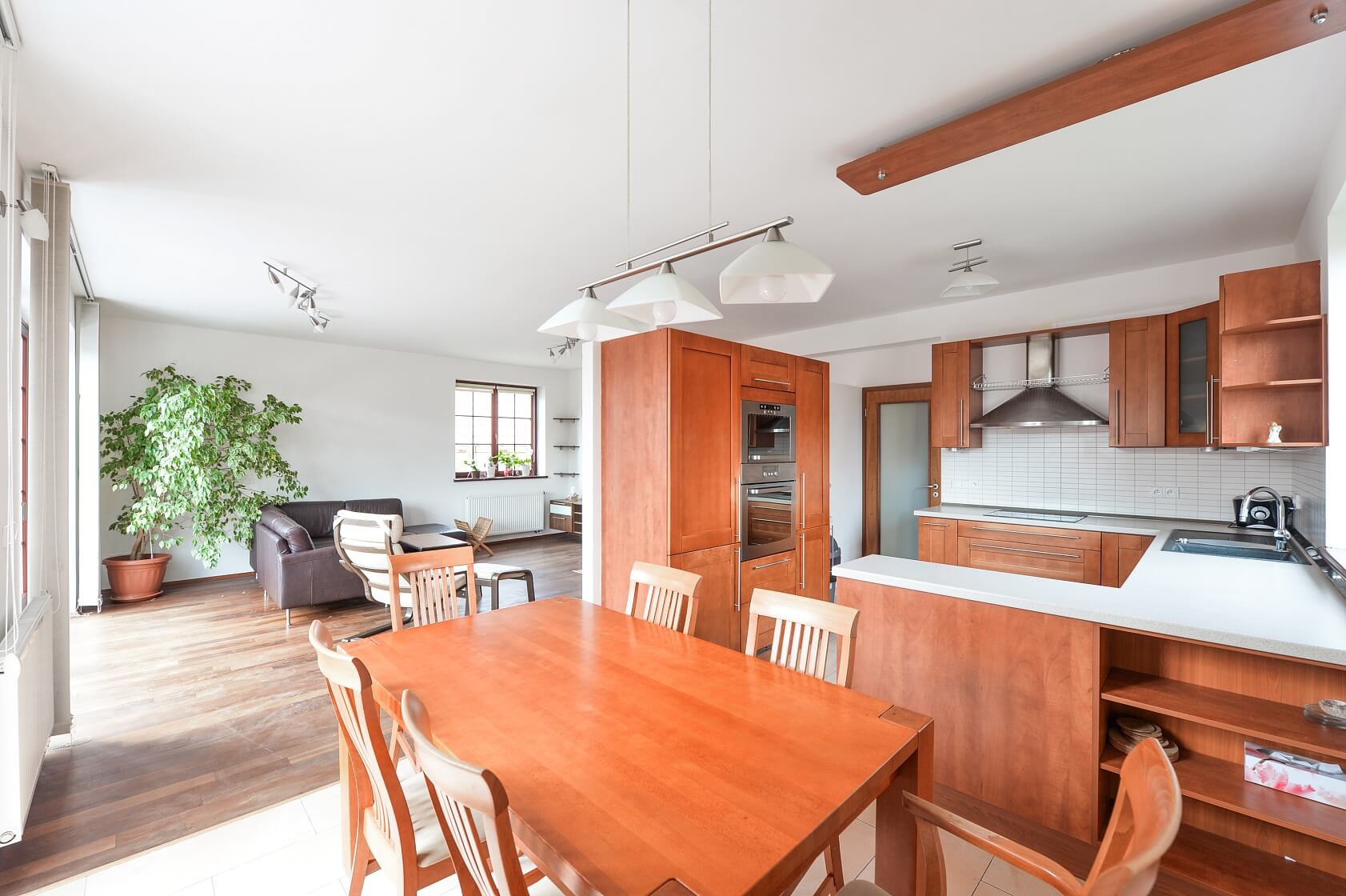 Libčice nad Vltavou, Libčice nad Vltavou - Praha-západ | Rent, House Five-bedroom (6+kk), 274 m²