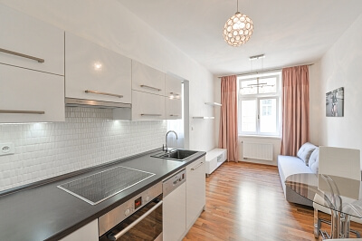 Rybalkova, Vinohrady - Praha 10 | Pronájem, Byt 2+kk, 37 m²