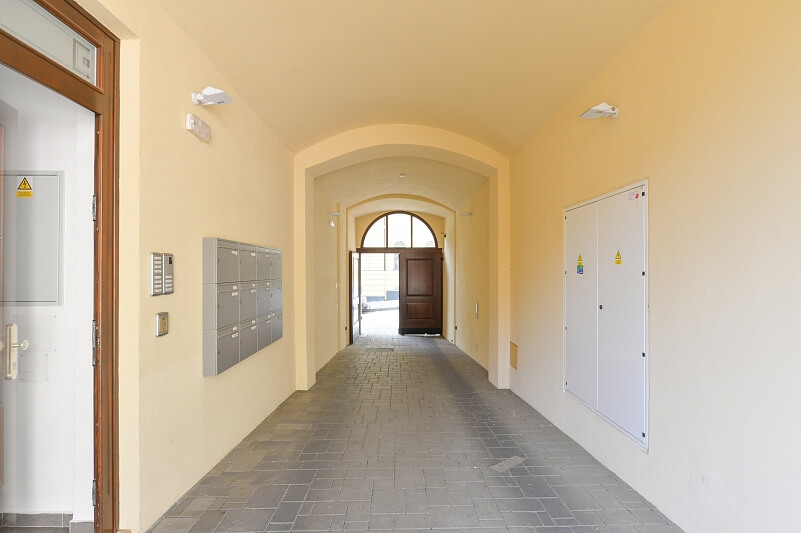 Rybalkova, Vinohrady - Prague 10 | Rent, Apartment One-bedroom (2+kk), 37 m²