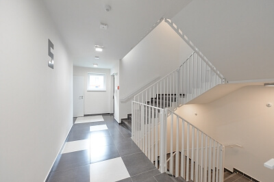 Strnadových, Vysočany - Praha 9 | Pronájem, Byt 1+kk, 57 m²