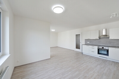 Strnadových, Vysočany - Prague 9 | Rent, Apartment Studio (1+kk), 57 m²