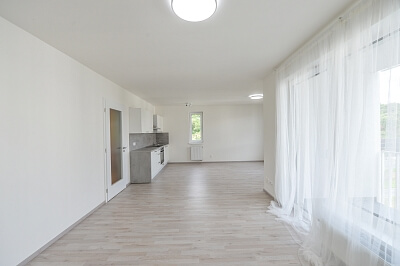 Strnadových, Vysočany - Prague 9 | Rent, Apartment Studio (1+kk), 57 m²