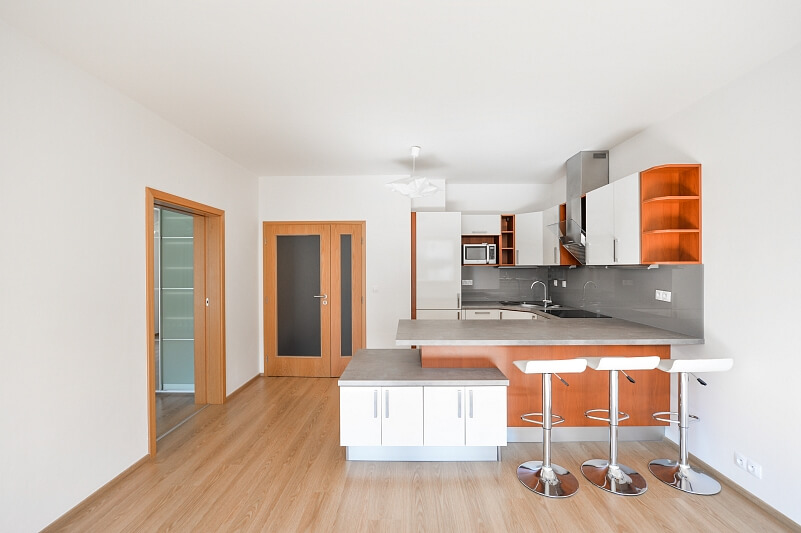 Generála Šišky, Modřany - Prague 4 | Rent, Apartment One-bedroom (2+kk), 63 m²