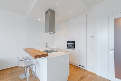 Sanderova, Holešovice - Prague 7 | Rent, Apartment One-bedroom (2+kk), 61 m²