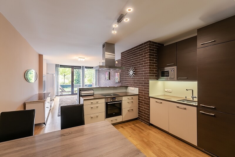 Ke Kapslovně, Žižkov - Prague 3 | Sale, Apartment One-bedroom (2+kk), 128 m²