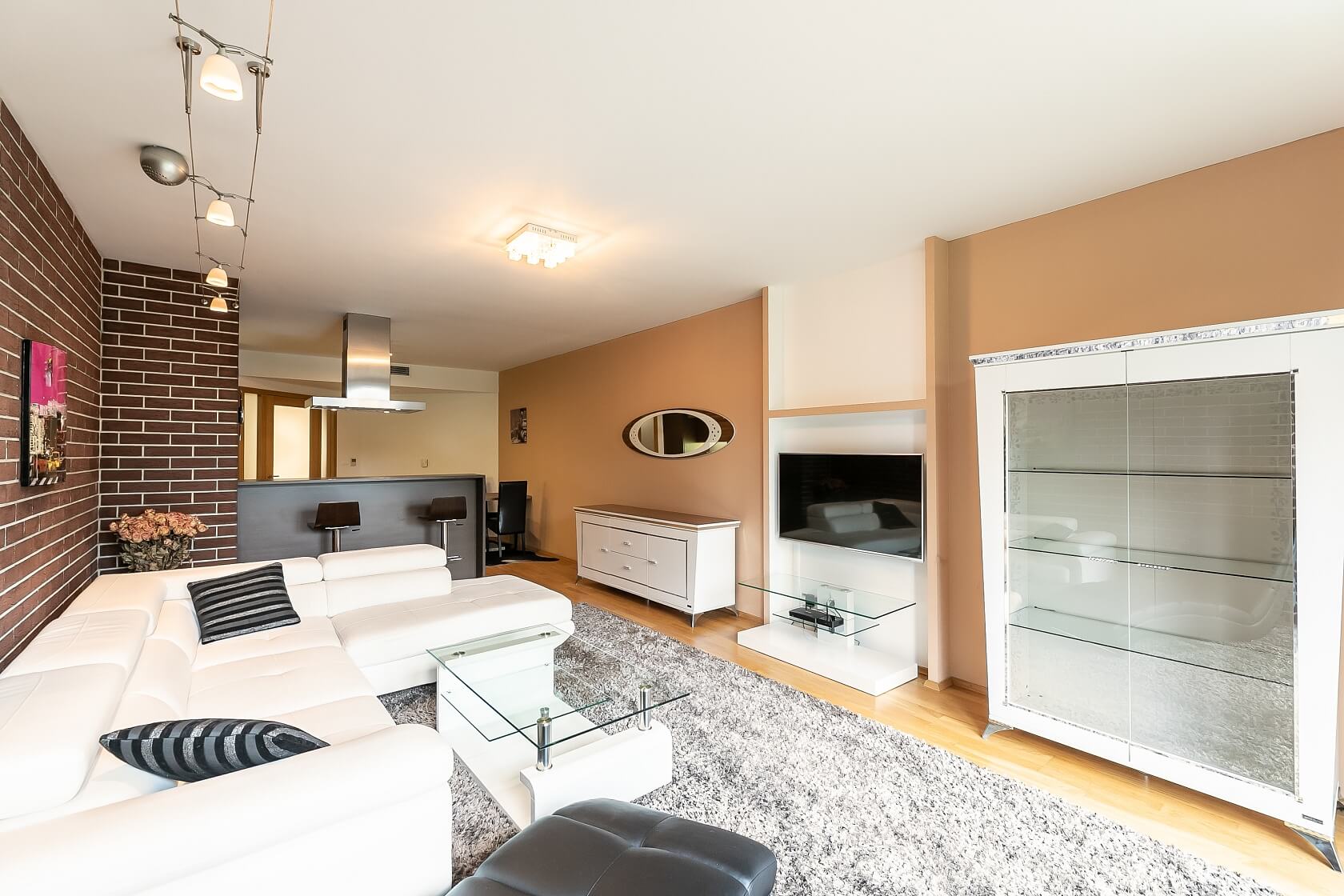 Ke Kapslovně, Žižkov - Prague 3 | Sale, Apartment One-bedroom (2+kk), 128 m²