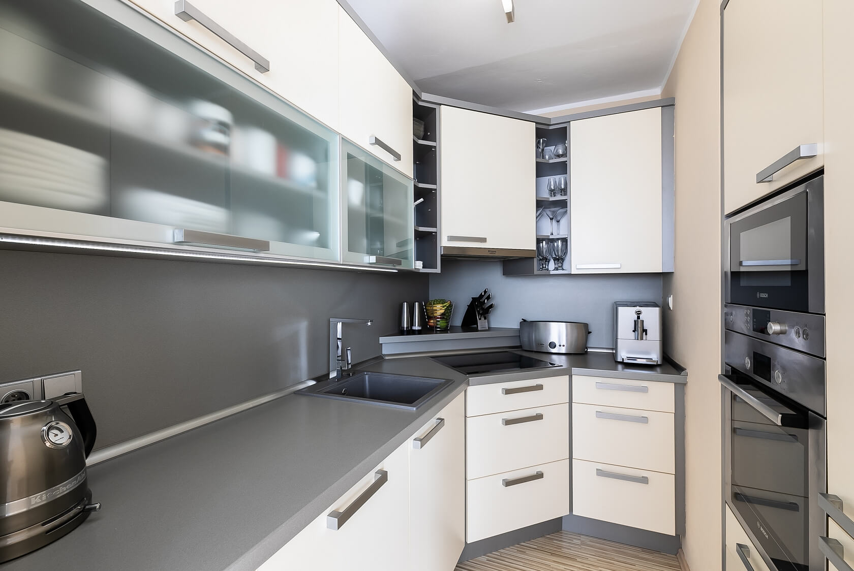 Murmanská, Vršovice - Prague 10 | Sale, Apartment Two-bedroom (3+kk), 74 m²