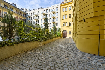 Štefánikova, Smíchov - Prague 5 | Rent, Apartment Three-bedroom (4+kk), 116 m²