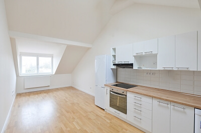 Řehořova, Žižkov - Prague 3 | Rent, Apartment Two-bedroom (3+kk), 89 m²