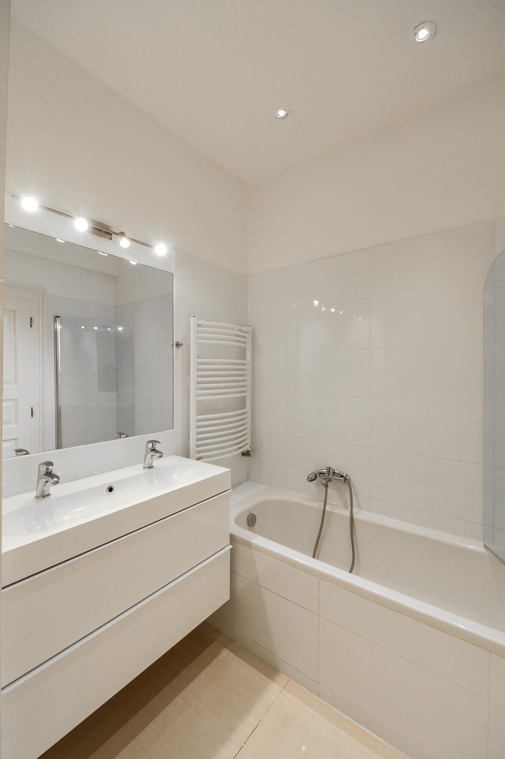 Budečská, Vinohrady - Prague 2 | Rent, Apartment Three-bedroom (4+kk), 128 m²