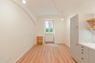 Bulharská, Vršovice - Prague 10 | Rent, Apartment One-bedroom (2+kk), 70 m²