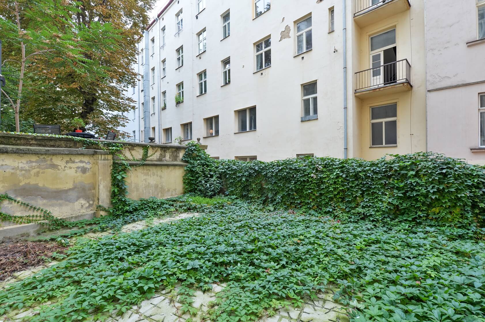 Bulharská, Vršovice - Prague 10 | Rent, Apartment One-bedroom (2+kk), 70 m²