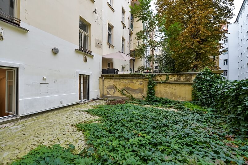 Bulharská, Vršovice - Prague 10 | Rent, Apartment One-bedroom (2+kk), 70 m²