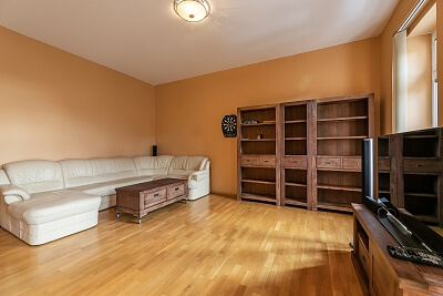 Holandská, Vršovice - Prague 10 | Rent, Apartment One-bedroom (2+kk), 70 m²