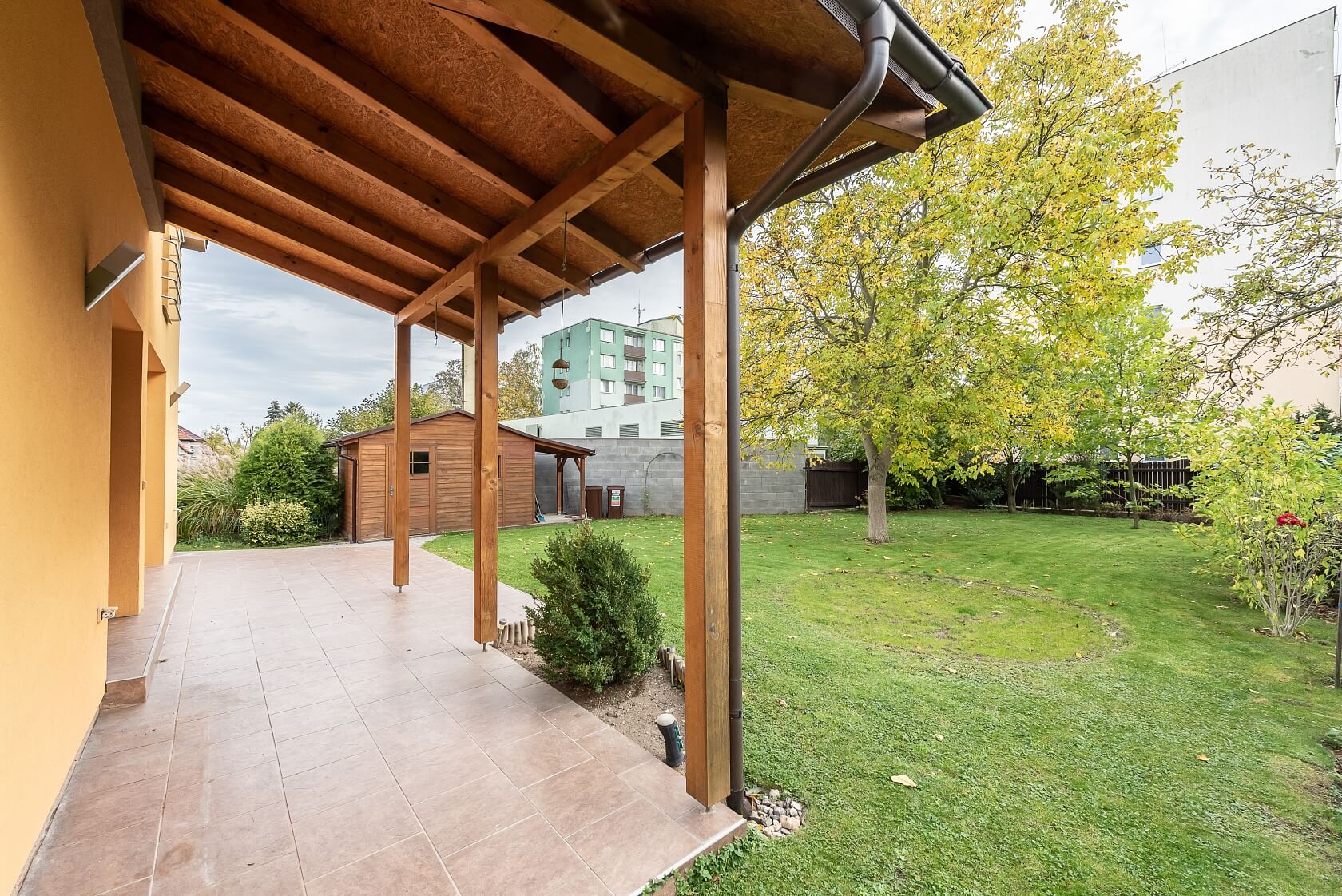 Vančurova, Čelákovice - Praha-východ | Sale, House Five-bedroom (6+kk), 289 m²