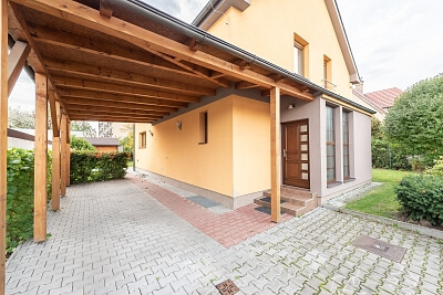 Vančurova, Čelákovice - Praha-východ | Prodej, Rodinný dům 6+kk, 289 m²