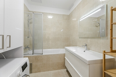 Kodaňská, Vršovice - Prague 10 | Rent, Apartment Three-bedroom (4+kk), 111 m²