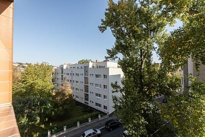 Mládeže, Břevnov - Prague 6 | Rent, Apartment One-bedroom (2+kk), 50 m²