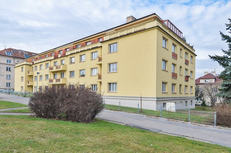 Na Hřebenech II, Podolí - Prague 4 | Sale, Apartment Studio (1+kk), 63 m²