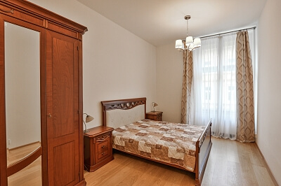 Staropramenná, Smíchov - Praha 5 | Pronájem, Byt 2+kk, 80 m²