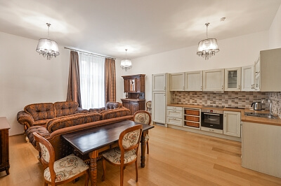 Staropramenná, Smíchov - Praha 5 | Pronájem, Byt 2+kk, 80 m²