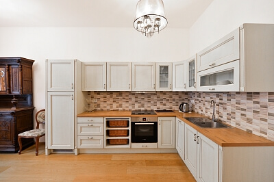 Staropramenná, Smíchov - Praha 5 | Pronájem, Byt 2+kk, 80 m²