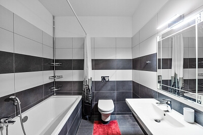 Staropramenná, Smíchov - Praha 5 | Pronájem, Byt 2+kk, 80 m²