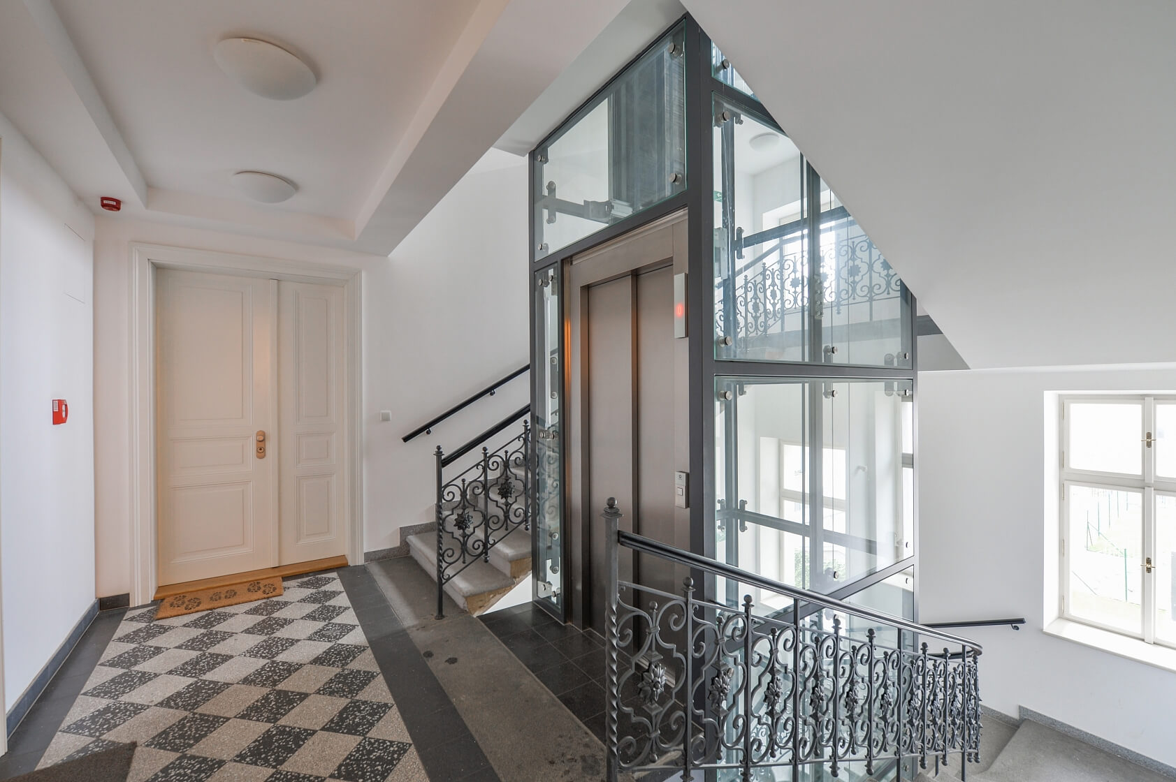 Staropramenná, Smíchov - Praha 5 | Pronájem, Byt 2+kk, 80 m²