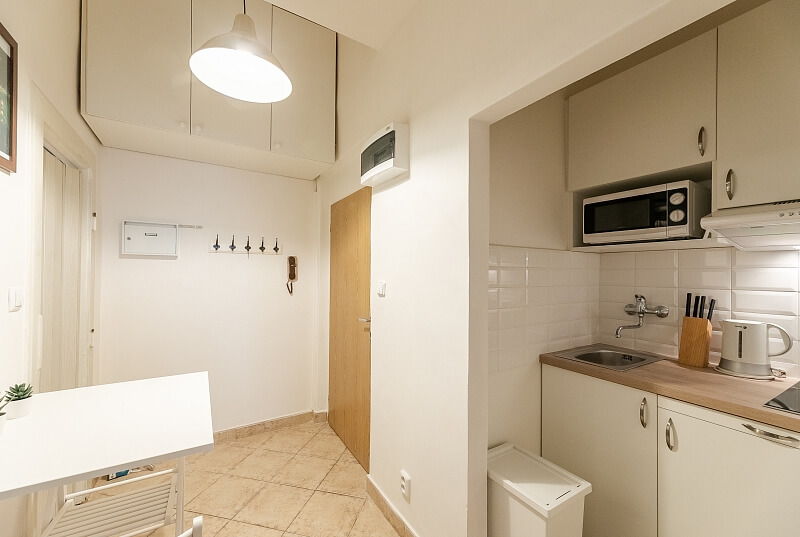 Čerchovská, Vinohrady - Prague 2 | Rent, Apartment One-bedroom (2+kk), 35 m²