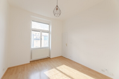 Moskevská, Vršovice - Prague 10 | Rent, Apartment One-bedroom (2+kk), 43 m²