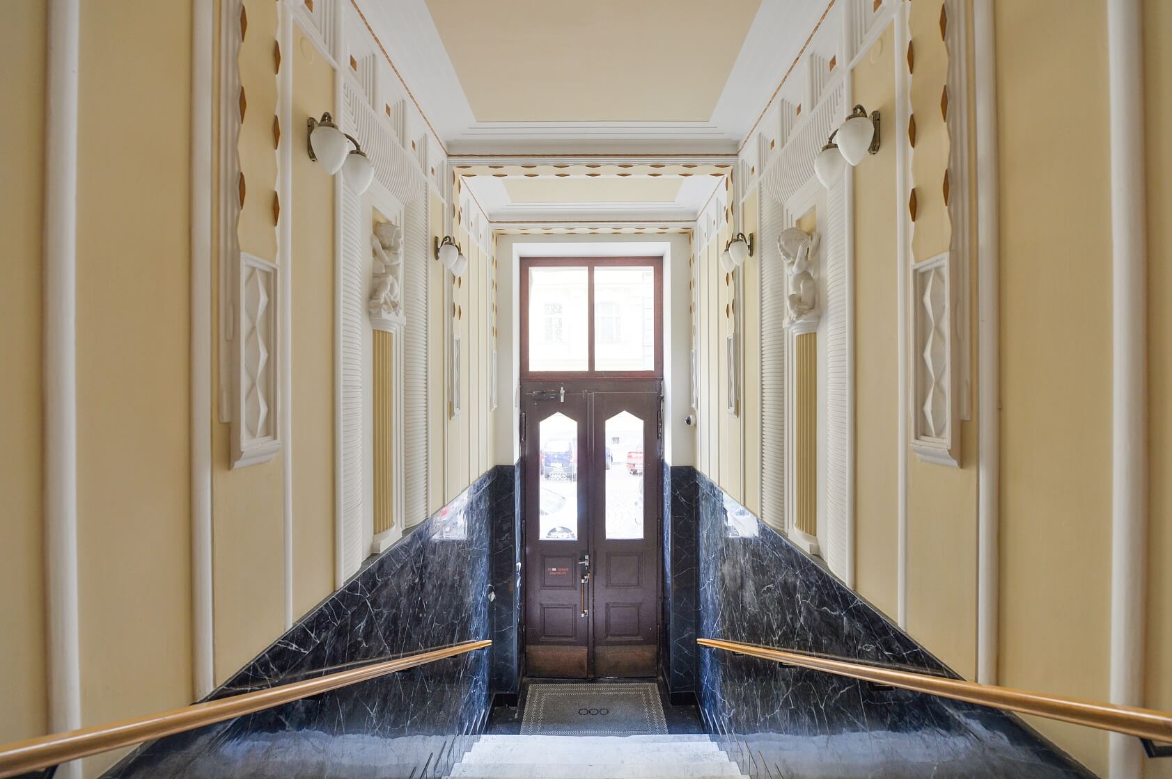 Anny Letenské, Vinohrady - Prague 2 | Rent, Apartment Four-bedroom (5+1), 220 m²