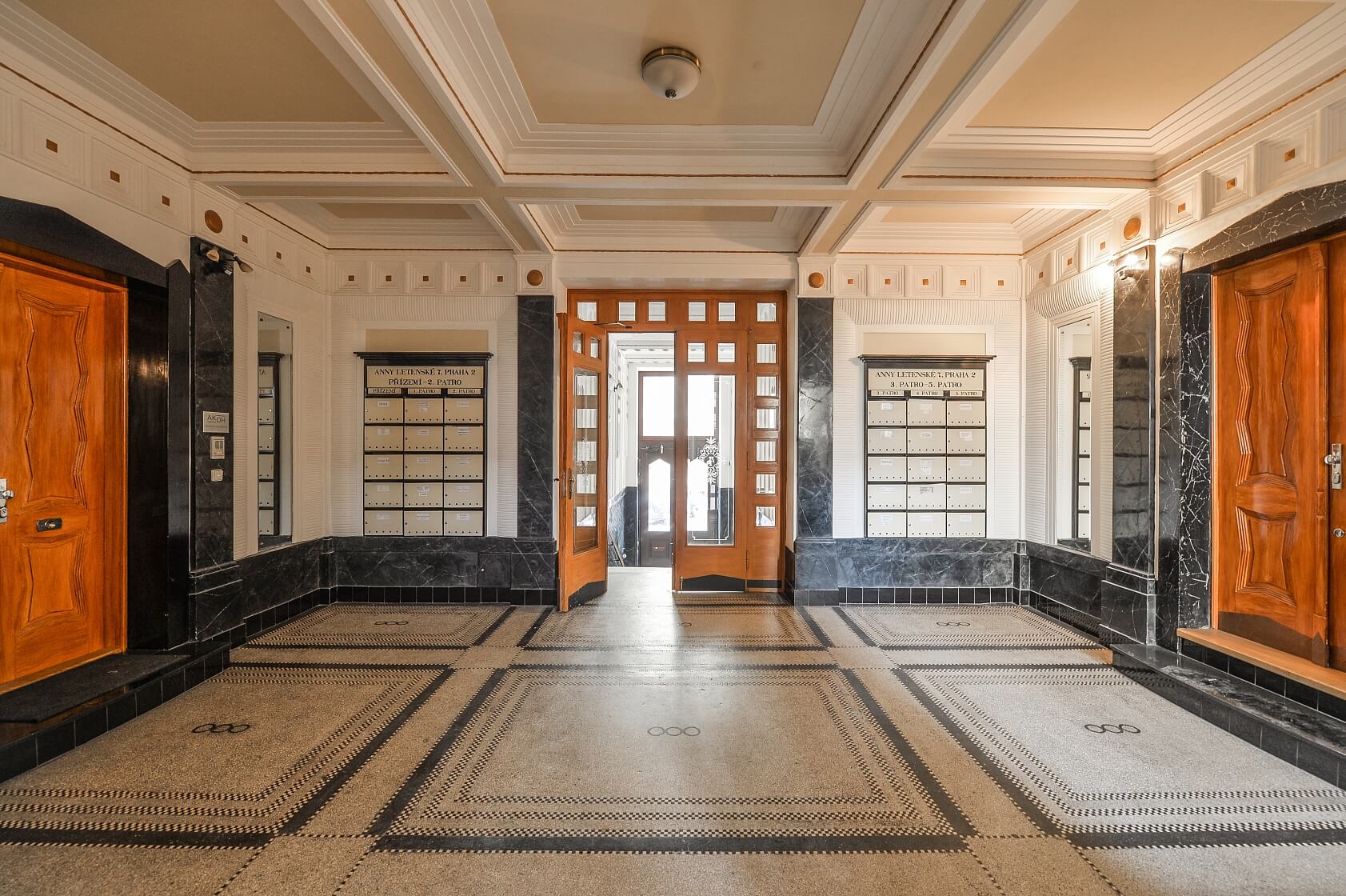 Anny Letenské, Vinohrady - Prague 2 | Rent, Apartment Four-bedroom (5+1), 220 m²