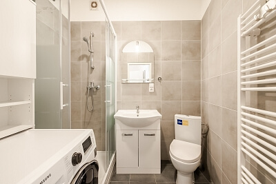 Janáčkovo nábřeží, Smíchov - Prague 5 | Rent, Apartment One-bedroom (2+kk), 65 m²