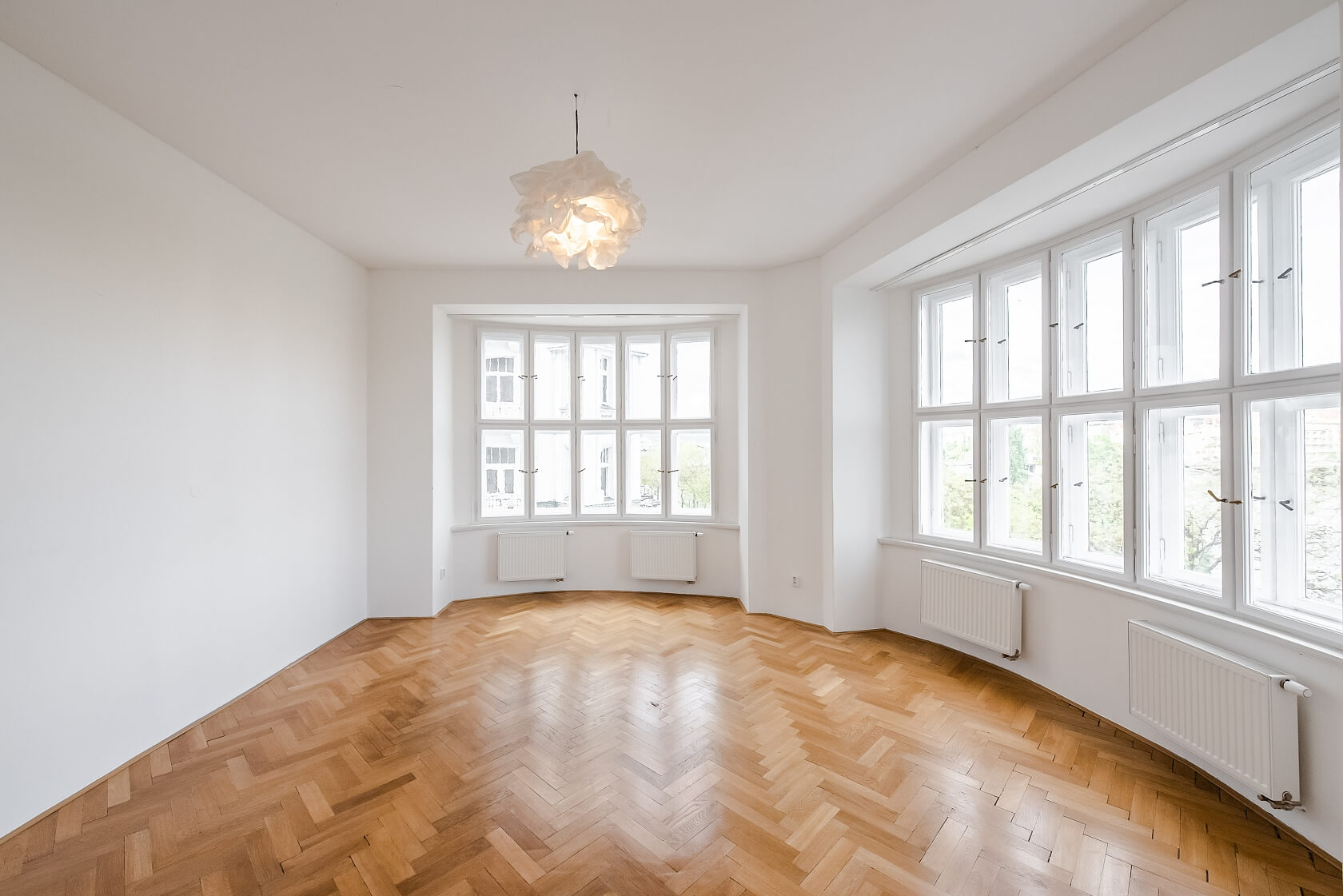 Janáčkovo nábřeží, Smíchov - Prague 5 | Rent, Apartment One-bedroom (2+kk), 65 m²