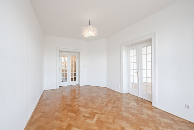 Janáčkovo nábřeží, Smíchov - Prague 5 | Rent, Apartment One-bedroom (2+kk), 65 m²