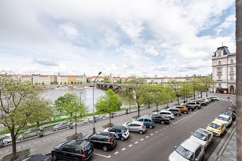 Janáčkovo nábřeží, Smíchov - Prague 5 | Rent, Apartment One-bedroom (2+kk), 65 m²