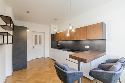 Korunovační, Bubeneč - Prague 7 | Rent, Apartment One-bedroom (2+1), 75 m²
