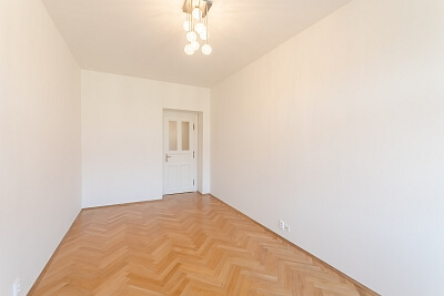 Korunovační, Bubeneč - Prague 7 | Rent, Apartment One-bedroom (2+1), 75 m²