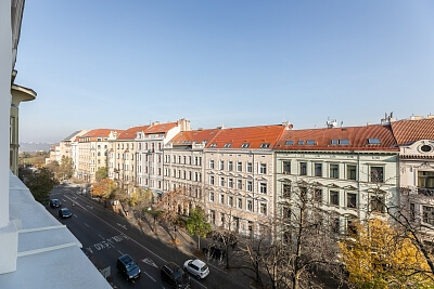 Korunovační, Bubeneč - Prague 7 | Rent, Apartment One-bedroom (2+1), 75 m²