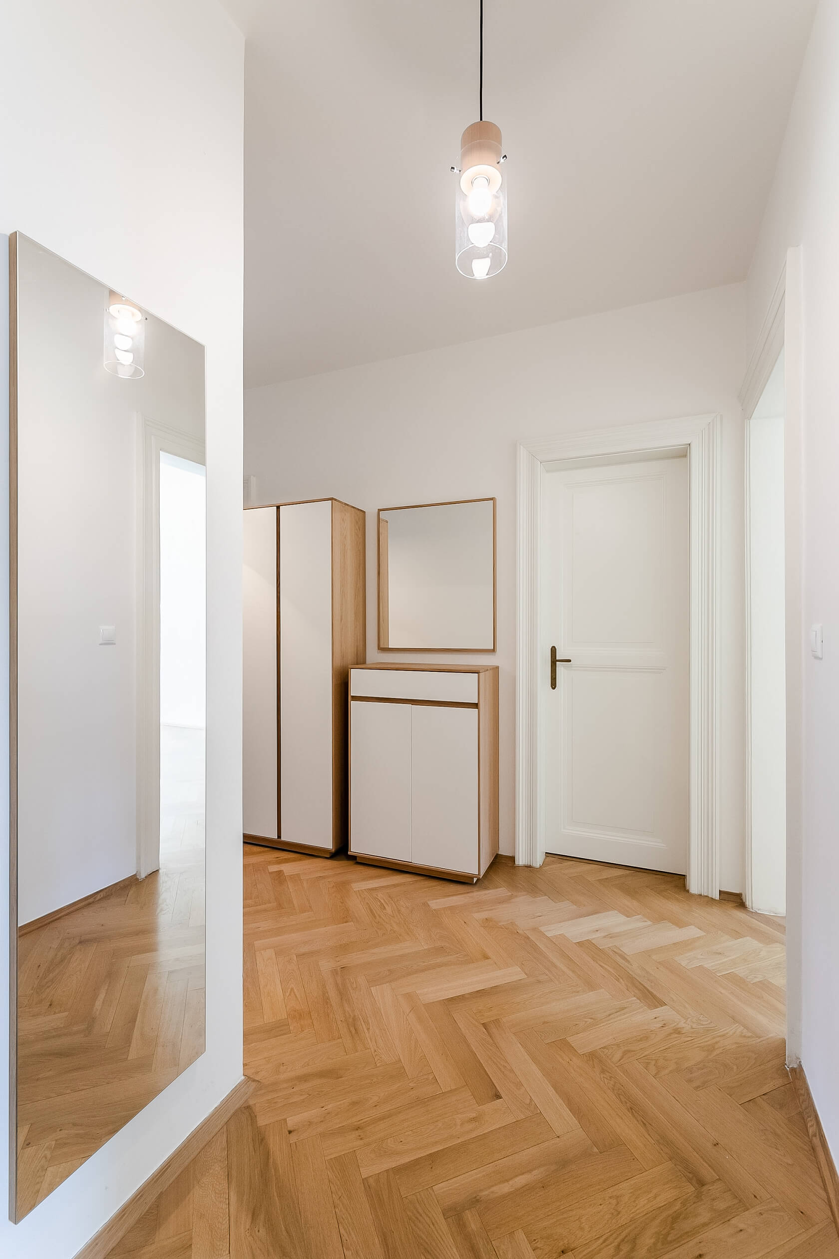 Korunovační, Bubeneč - Prague 7 | Rent, Apartment One-bedroom (2+1), 75 m²