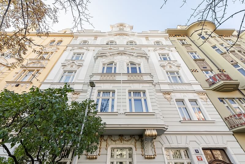 Korunovační, Bubeneč - Prague 7 | Rent, Apartment One-bedroom (2+1), 75 m²