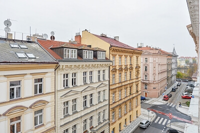 Malátova, Smíchov - Prague 5 | Rent, Apartment Three-bedroom (4+1), 99 m²