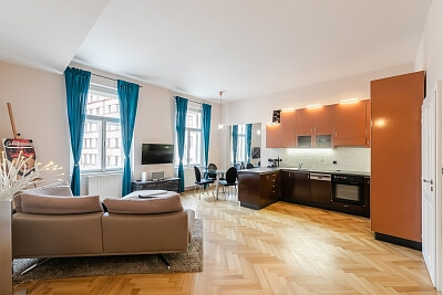Šafaříkova, Vinohrady - Prague 2 | Sale, Apartment Two-bedroom (3+kk), 79 m²