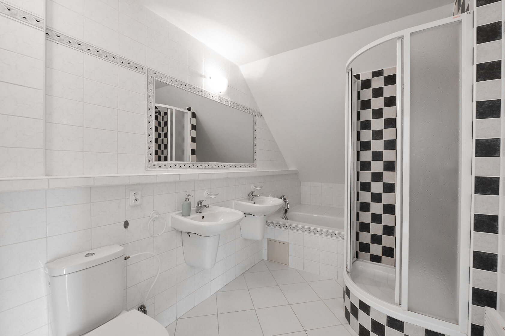 Horoměřice - Praha-západ | Prodej, Rodinný dům 6+1, 252 m²